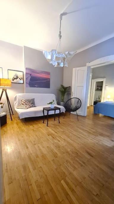 Your Royal 2 Bedroom City Center Stay Belgrad Exterior foto