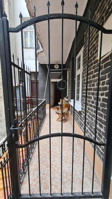 Your Royal 2 Bedroom City Center Stay Belgrad Exterior foto