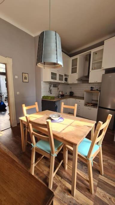 Your Royal 2 Bedroom City Center Stay Belgrad Exterior foto