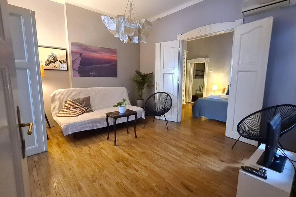 Your Royal 2 Bedroom City Center Stay Belgrad Exterior foto